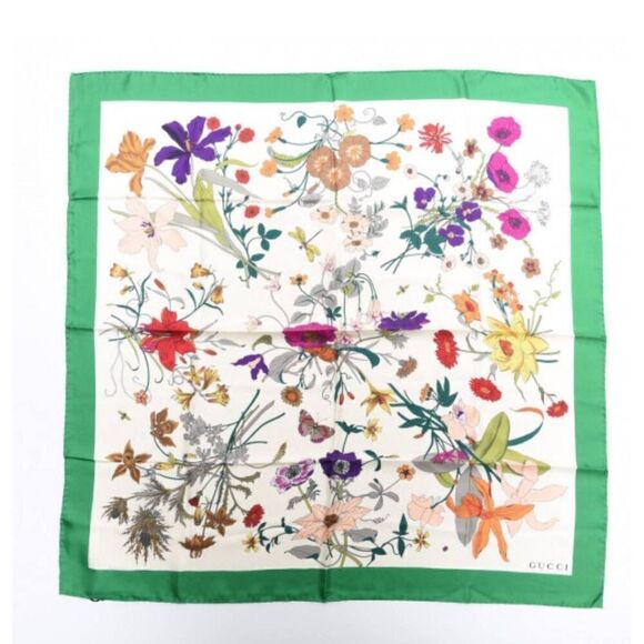 GUCCI  Silk Flora Gothic Square Scarf Ivory Dark Green - Picture 1 of 6